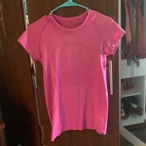 Lulu lemon swiftly tech hot pink